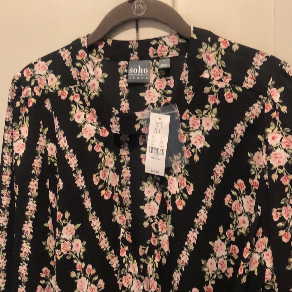 Cute blouse